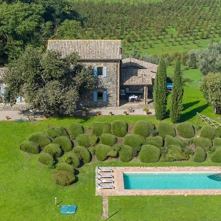 Villa Dei Rosmarini 8, Emma *